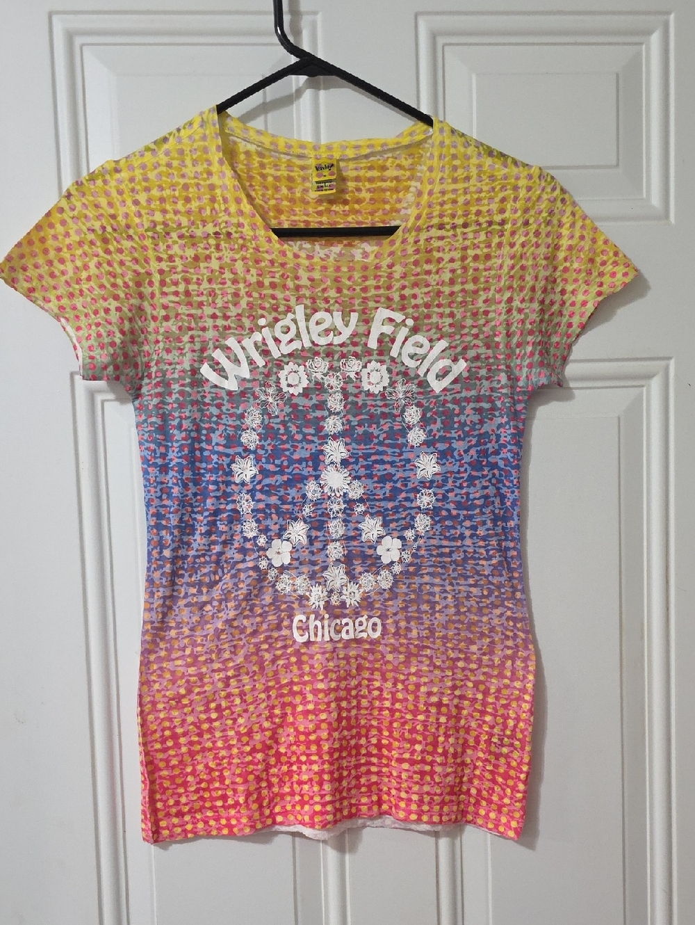 Kavio Women's Short-Sleeve Wrigley Field Peace Tee - Yellow/Pink/Blue